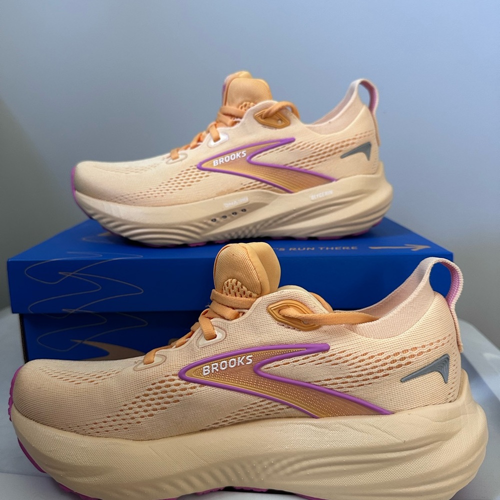 Brooks Women's Limited Edition Glycerin 22 Walking/Running Sneakers